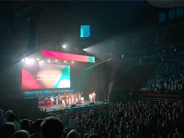 CITYCHURCH Easter - CityChurch_Easter-2026_Overflo_6