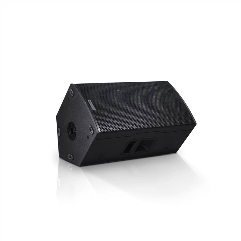 VIO X15 three fourths right monitor