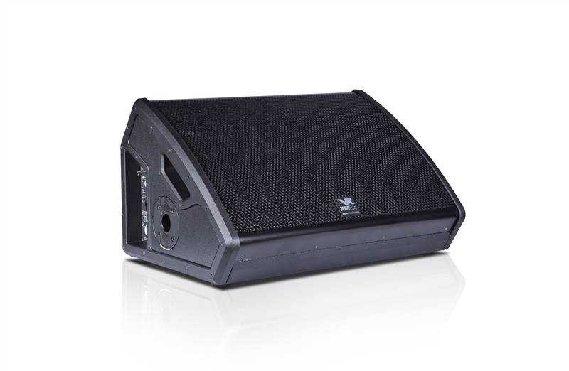 LVX XM15 threefourths right  dbtechnologies 23052016