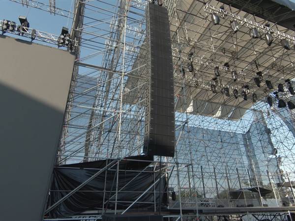 Ricardo Arjona live - CLOSTER
