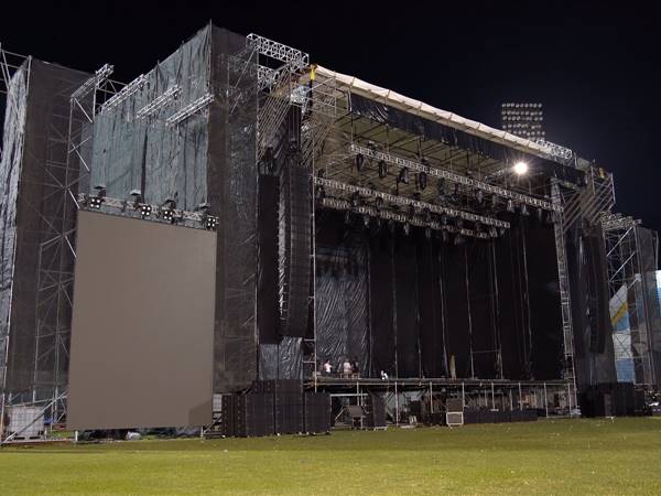 Ricardo Arjona live - FRONT-PA-2