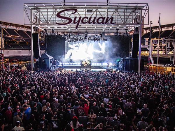 40AC6107 C802 4B46 A71B C970903E2E31