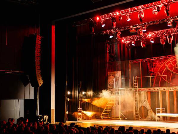 We Will Rock You - Il Musical - 122