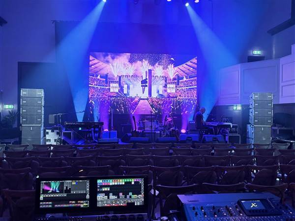  - 02-ViO-L1608-e-S218-LiNDiSFARNE-Sound-Check